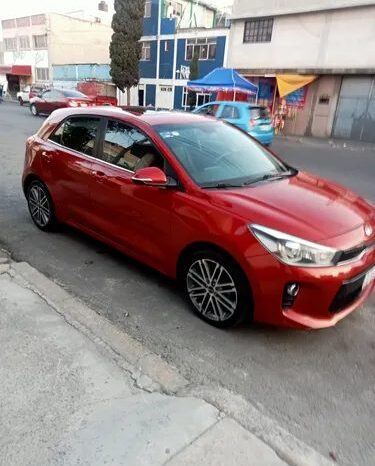 
								Kia Rio full									